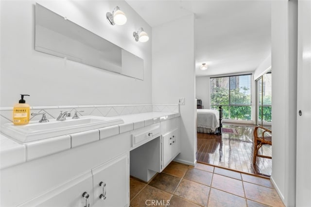 2301 S Beverly Glen Blvd Unit 102, Los Angeles, CA 90064 - photo 14