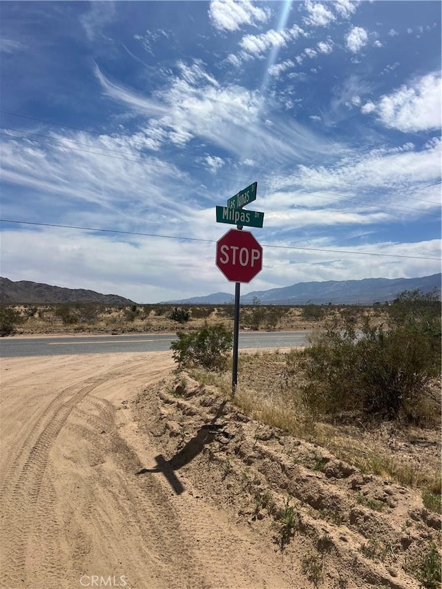 1 Las Tunas Dr, Apple Valley, CA 92308