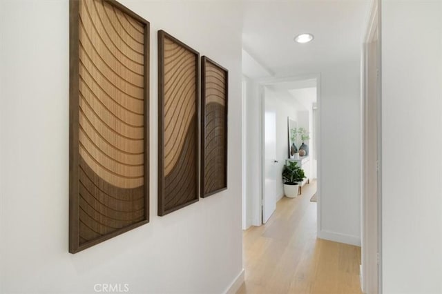 850 E Ocean Blvd Unit 602, Long Beach, CA 90802 - corridor featuring light wood finished floors and recessed lighting