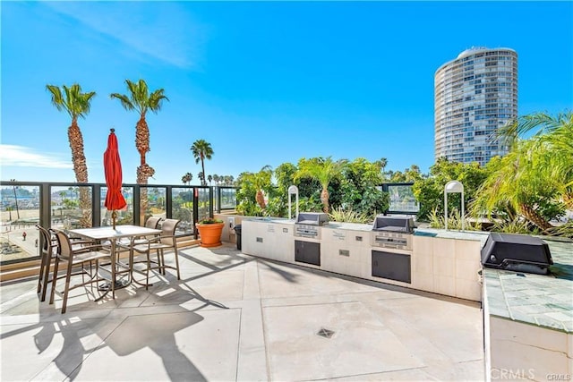 850 E Ocean Blvd Unit 602, Long Beach, CA 90802 - view of patio / terrace with area for grilling and outdoor dining space