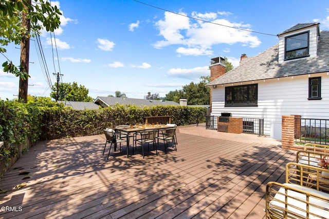 1858 Laurel Bay Dr, Pasadena, CA 91105 - deck with outdoor dining space