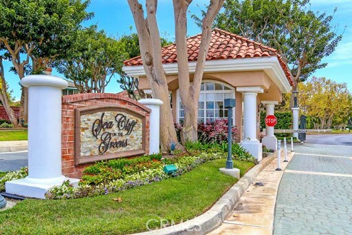 19481 Riverdale Ln, Huntington Beach, CA 92648 - photo 54