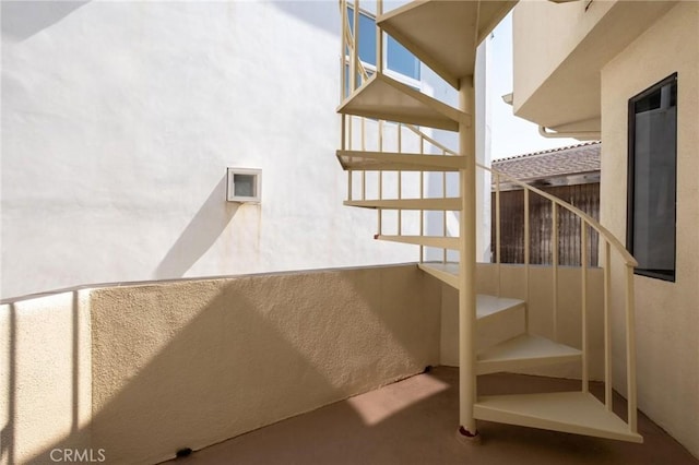 444 30th St, Manhattan Beach, CA 90266 - view of staircase