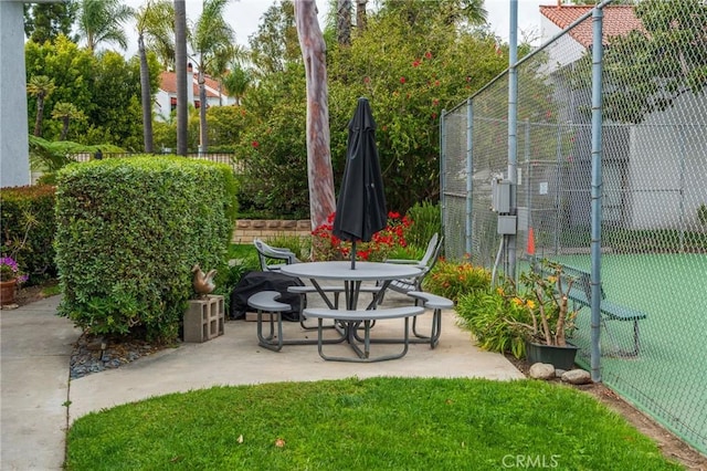 215 Wichita Ave Unit 106, Huntington Beach, CA 92648 - view of patio
