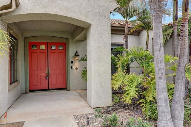 3522 Lancewood Way, Fallbrook, CA 92028 - entrance to property with stucco siding and a tiled roof