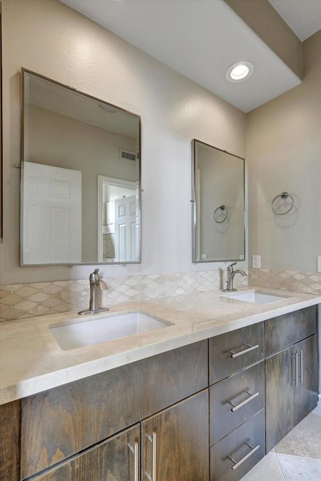 3522 Lancewood Way, Fallbrook, CA 92028 - full bath with double vanity