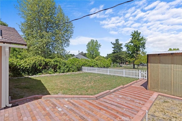 9019 San Gabriel Rd, Atascadero, CA 93422 - wooden terrace featuring a patio