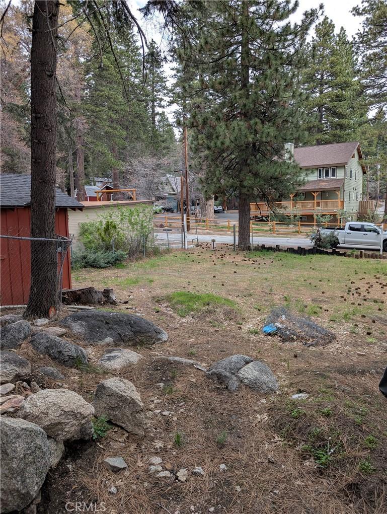 2564 Spring Dr, Running Springs, CA 92382