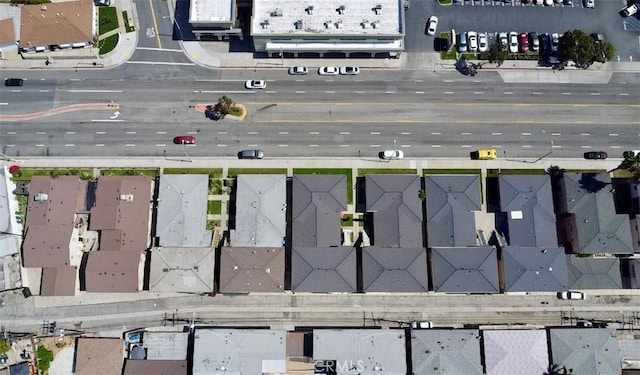 aerial view of property and surrounding area