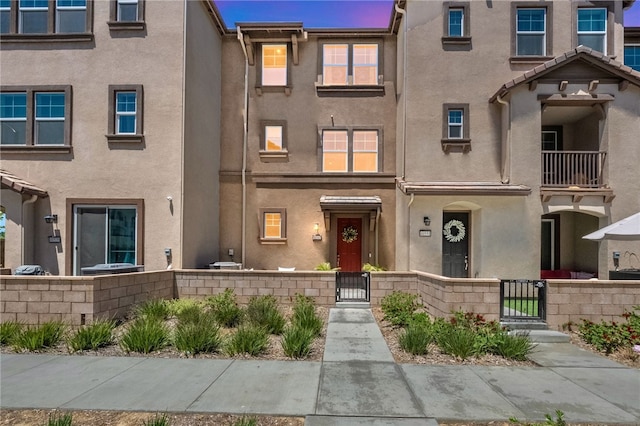 40545 Melrose Dr, Temecula, CA 92591 - view of property with a gate and stucco siding