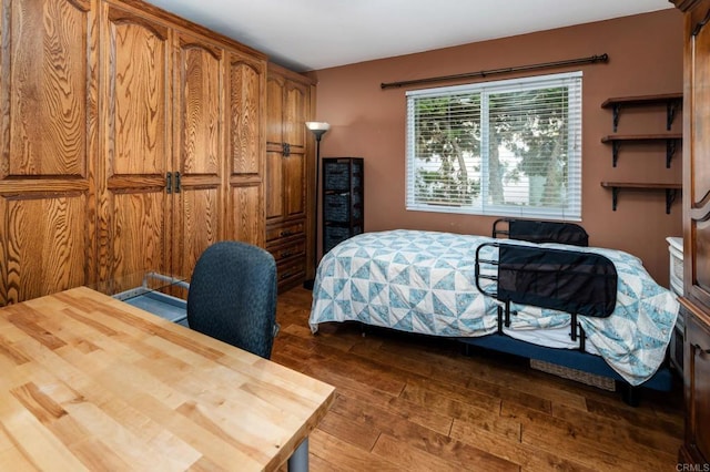 816 Caminito Azul, Carlsbad, CA 92011 - bedroom featuring dark wood-type flooring
