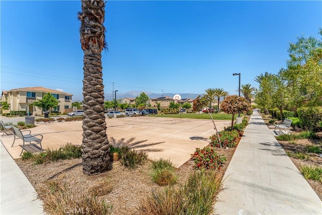 7155 Citrus Ave Unit 315, Fontana, CA 92336 - surrounding community featuring a residential view