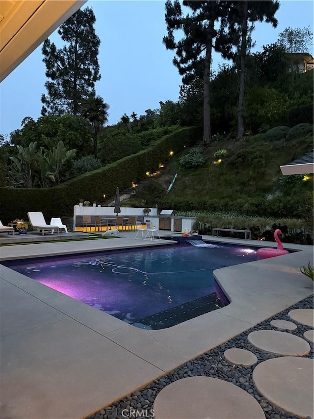28715 Crestridge Rd, Rancho Palos Verdes, CA 90275 - outdoor pool featuring a patio