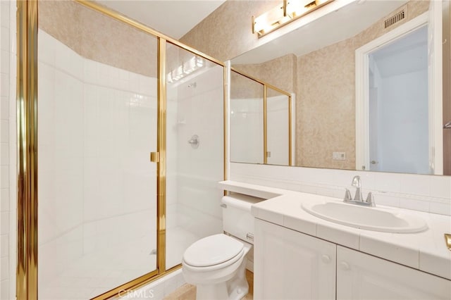2117 Brittany Park Rd, Camarillo, CA 93012 - full bathroom featuring a shower stall, toilet, and vanity