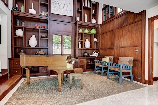 436 32nd St, Manhattan Beach, CA 90266 - home office featuring baseboards