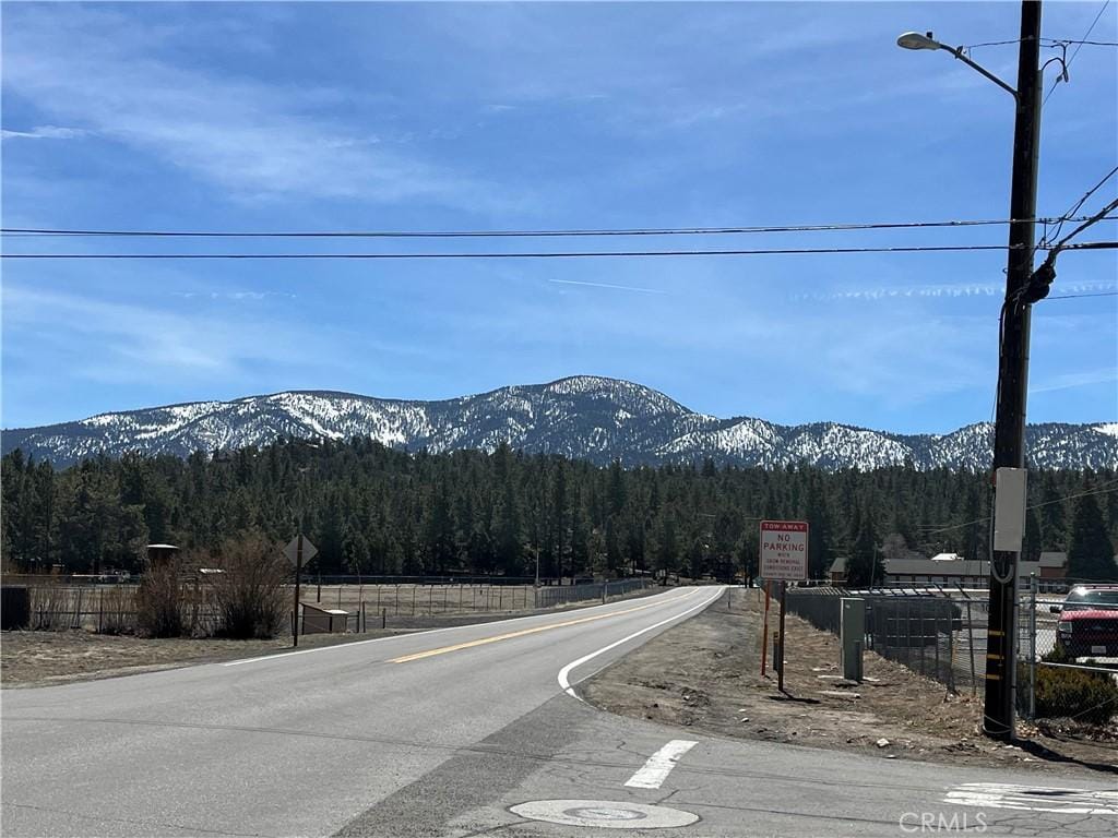 151 W Meadow Ln, Big Bear City, CA 92314 - photo 4