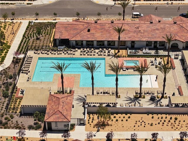16708 Yarrow Ln, Fontana, CA 92336 - view of pool