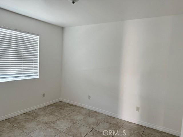 17232 Ceres Ave, Fontana, CA 92335 - photo 16