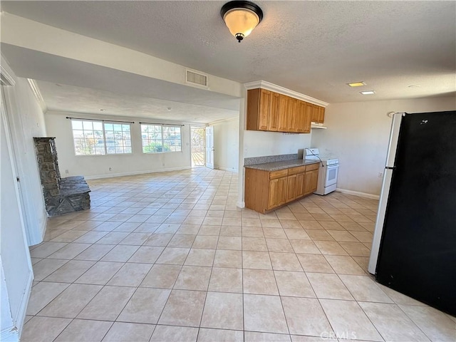 8461 Eucalyptus Ave, California City, CA 93505 - photo 12