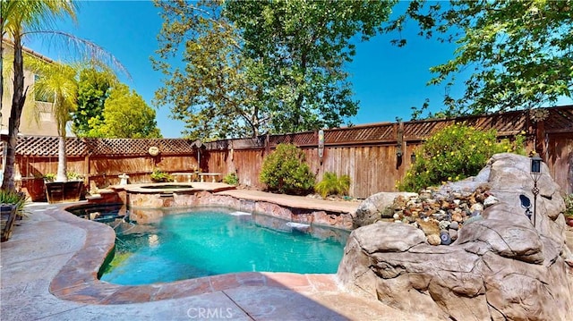 29456 Green Side Ct, Murrieta, CA 92563 - view of swimming pool with a fenced backyard, a patio area, and a pool with connected hot tub