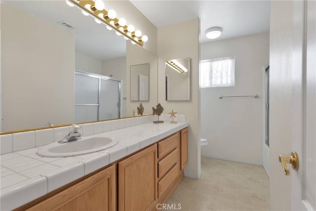 19115 Seneca, Apple Valley, CA 92307 - full bath with toilet and vanity