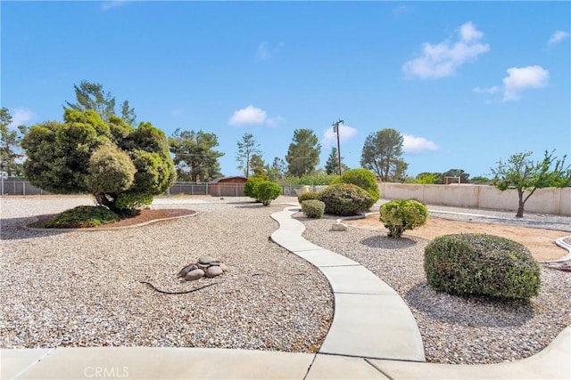 19115 Seneca, Apple Valley, CA 92307 - view of yard featuring fence