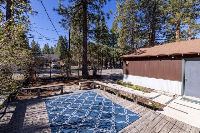 615 Elysian Blvd, Big Bear City, CA 92314 - wooden terrace with fence