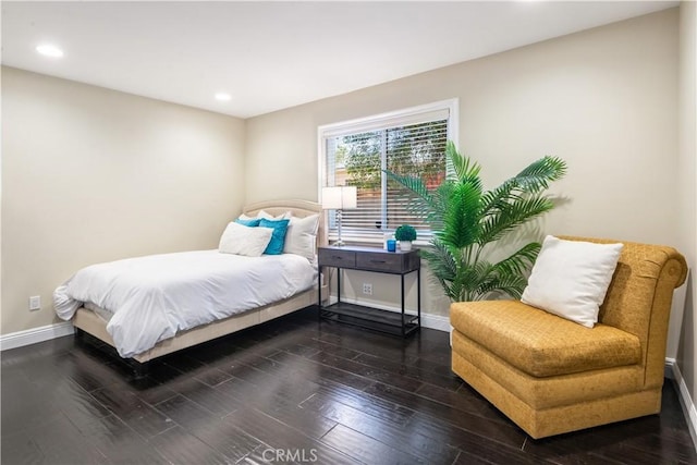 2808 Oak Ave, Manhattan Beach, CA 90266 - bedroom featuring baseboards, recessed lighting, and wood finished floors