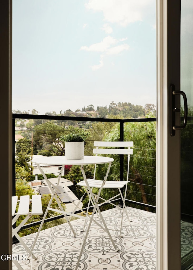 3826 Clayton Ave, Los Angeles, CA 90027 - view of balcony