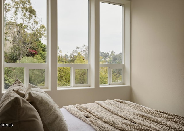 3826 Clayton Ave, Los Angeles, CA 90027 - view of bedroom