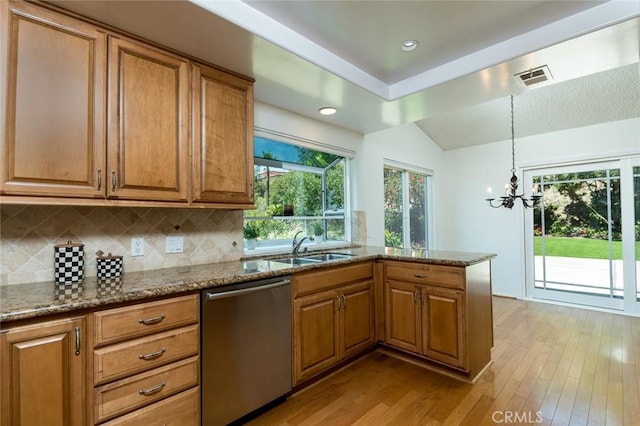 3941 Karen Lynn Dr, Glendale, CA 91206 - photo 25