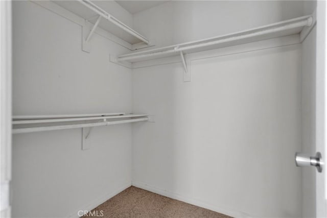13935 Rincon Rd, Apple Valley, CA 92307 - spacious closet with carpet