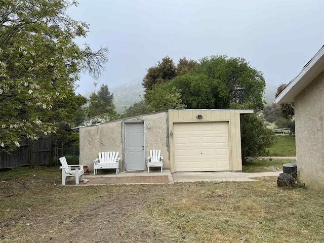 2466 Lupine Dr, Campo, CA 91906 - garage featuring fence