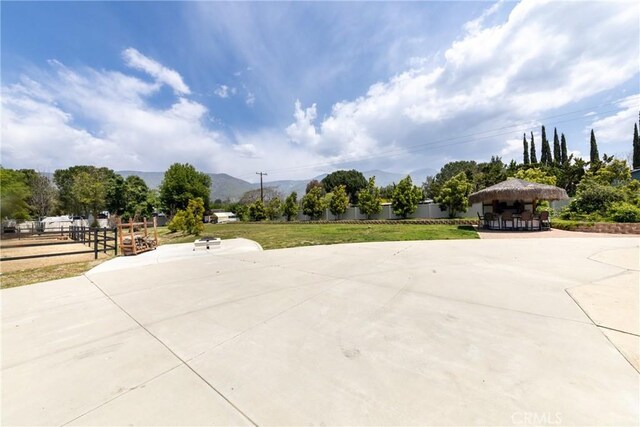 35602 Carter St, Yucaipa, CA 92399 - view of community with a patio and outdoor dining space