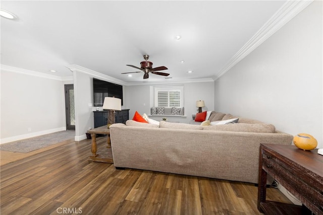 35602 Carter St, Yucaipa, CA 92399 - living area with recessed lighting, wood finished floors, a ceiling fan, ornamental molding, and baseboards
