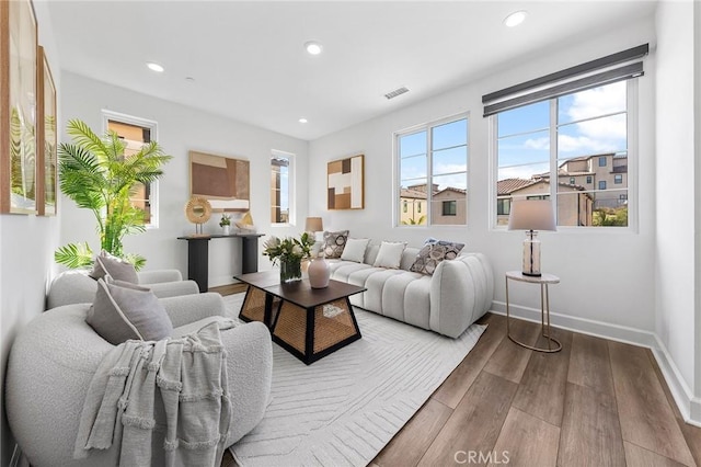 27 Alessio, Lake Forest, CA 92630 - living area with wood finished floors and recessed lighting