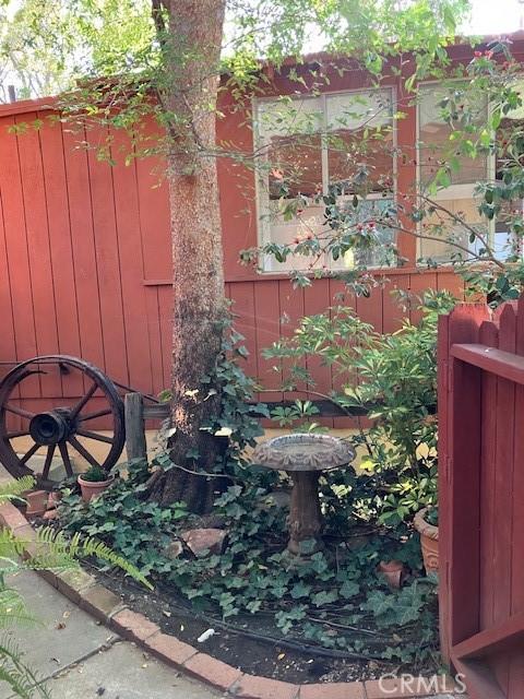 9656 Green Verdugo Dr, Shadow Hills, CA 91040 - view of yard