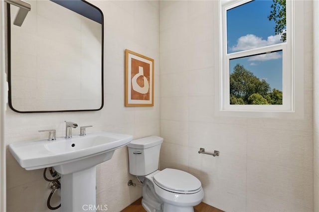 19041 Main St Unit 109, Huntington Beach, CA 92648 - bathroom featuring toilet and a sink