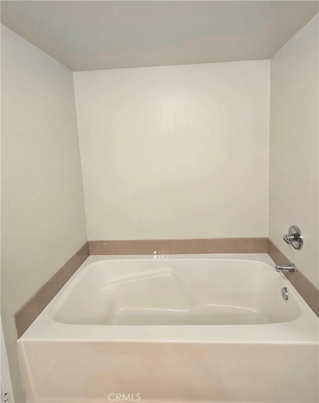 2742 Cabrillo Ave Unit 201, Torrance, CA 90501 - bathroom with a garden tub