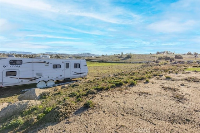 38550 Crossover Rd, Temecula, CA 92592 - view of yard featuring a mountain view