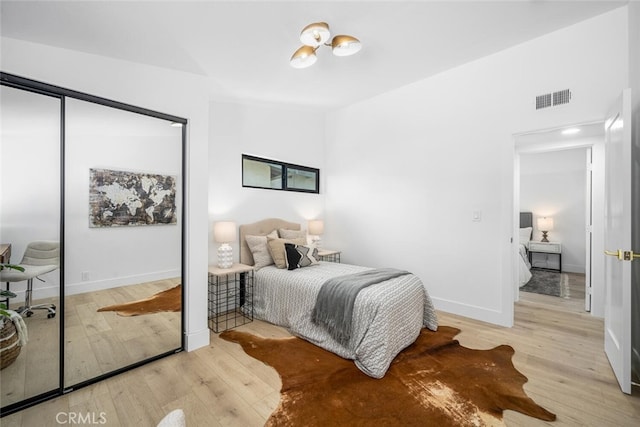 16009 Jalon Rd, La Mirada, CA 90638 - bedroom featuring light wood-style flooring and baseboards