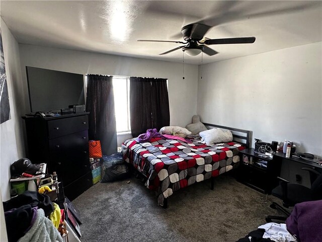 351 Armory Rd, Barstow, CA 92311 - carpeted bedroom featuring a ceiling fan