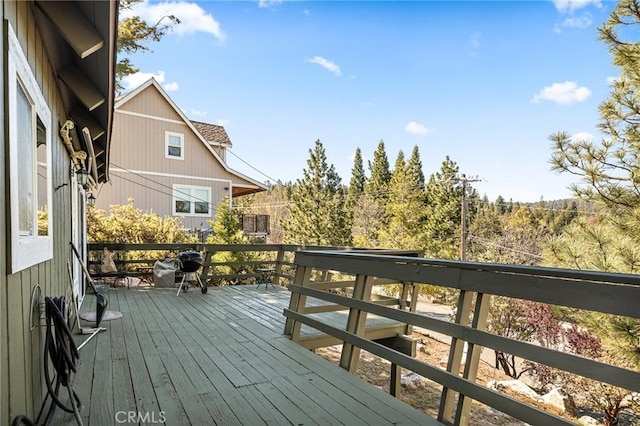 383 Golf Course Rd, Lake Arrowhead, CA 92352 - view of wooden deck