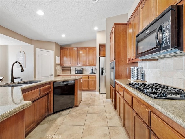 15454 Mustang Ave, Apple Valley, CA 92307 - photo 42