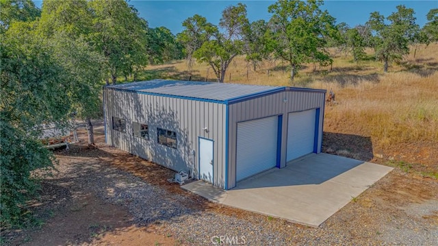 5030 Creek Front Rd, Catheys Valley, CA 95306 - view of detached garage