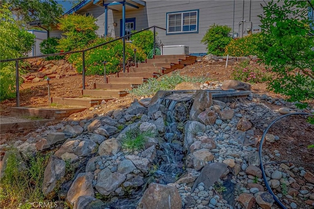 5030 Creek Front Rd, Catheys Valley, CA 95306 - view of yard featuring fence