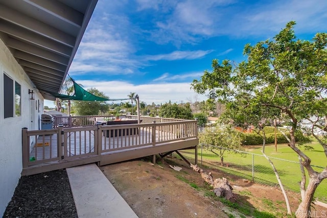 1728 E Mission Rd, Fallbrook, CA 92028 - wooden terrace featuring fence