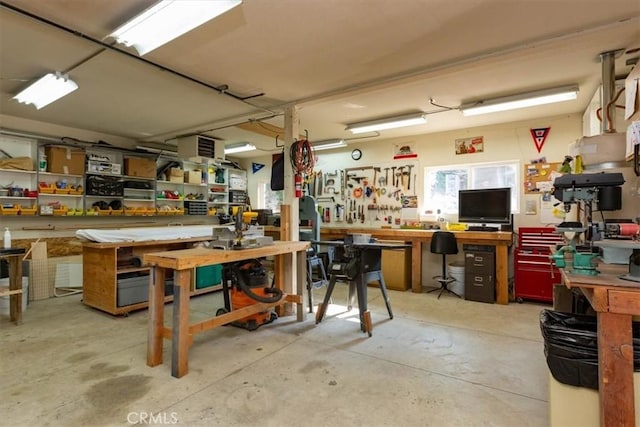 225 Hacienda Ave, San Luis Obispo, CA 93401 - garage with a workshop area