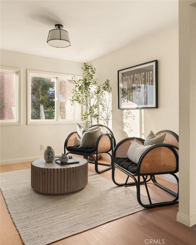 69 Cottonwood Cir, Rolling Hills Estates, CA 90274 - living area with wood finished floors and baseboards