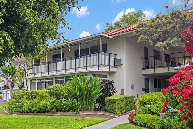 2319 Via Puerta Unit O, Laguna Woods, CA 92637 - view of building exterior